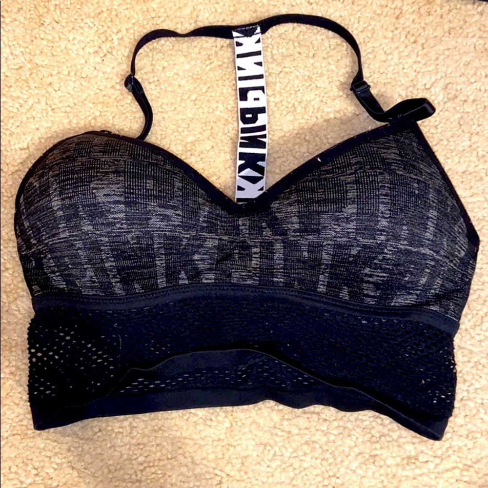 sports bra